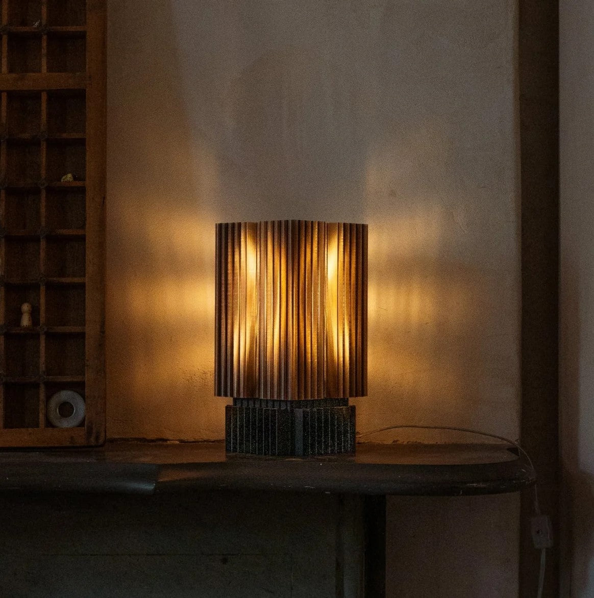 Valencia Brut Lamp | Brutalist Table Lamp – Smoke Finish